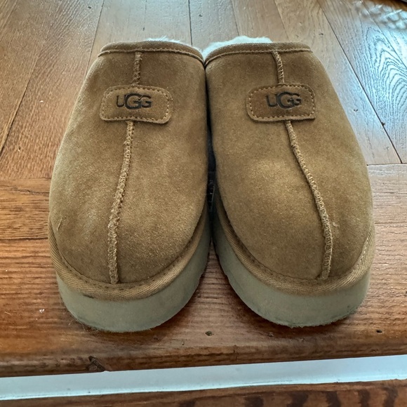 UGG Women’s Chestnut Suede Discoquette Slide On Slipper - Picture 1 of 5